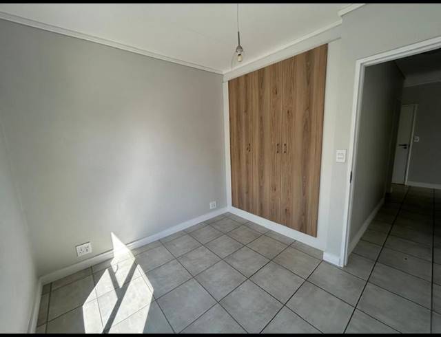 3 BEDROOM PROPERTY TO RENT IN SILVER LAKES